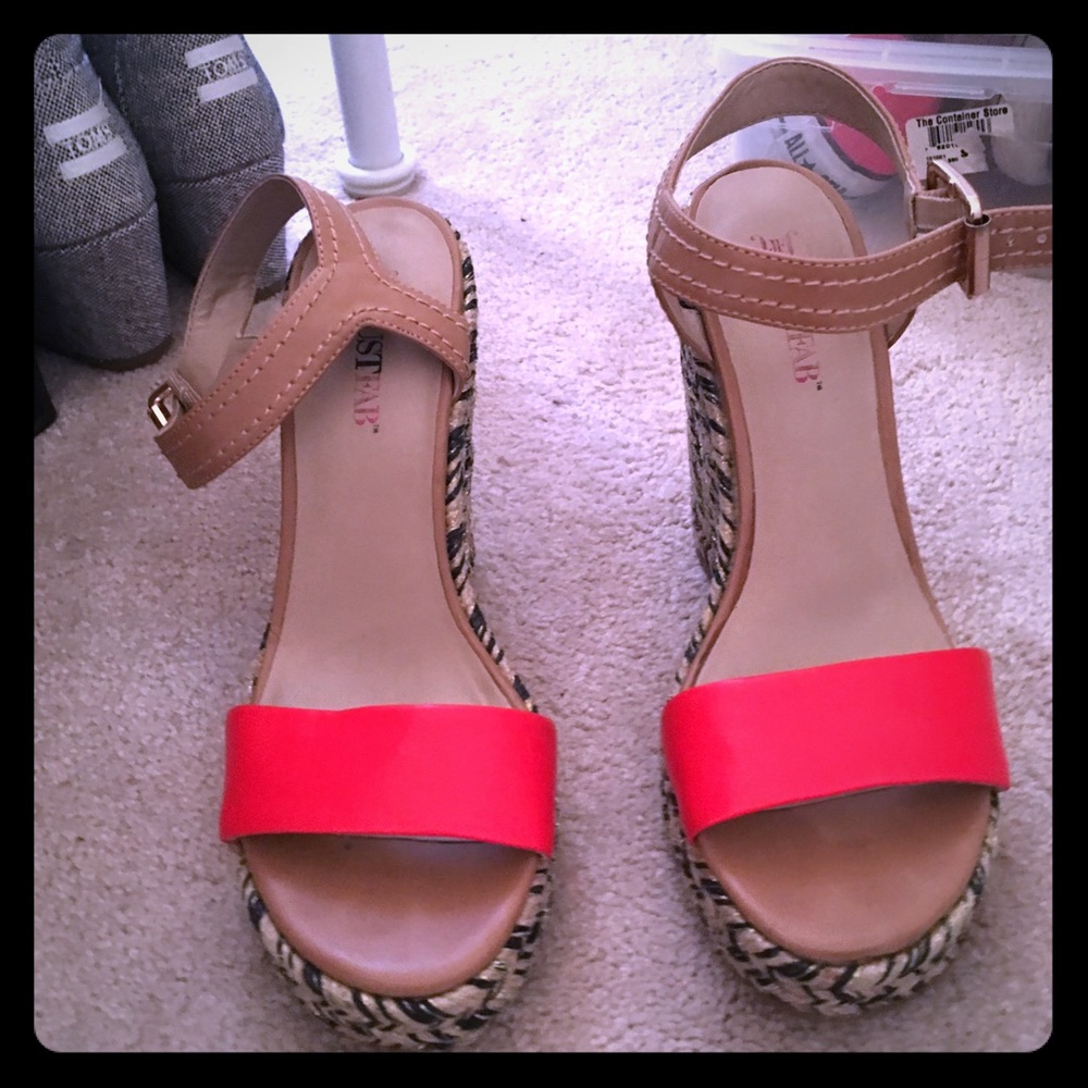 Wedge sandal